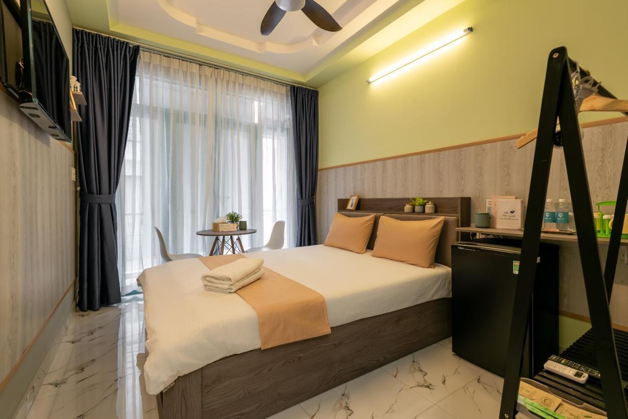 Cozrum Homes - Delightful Corner 2 Ho Chi Minh City Exterior photo